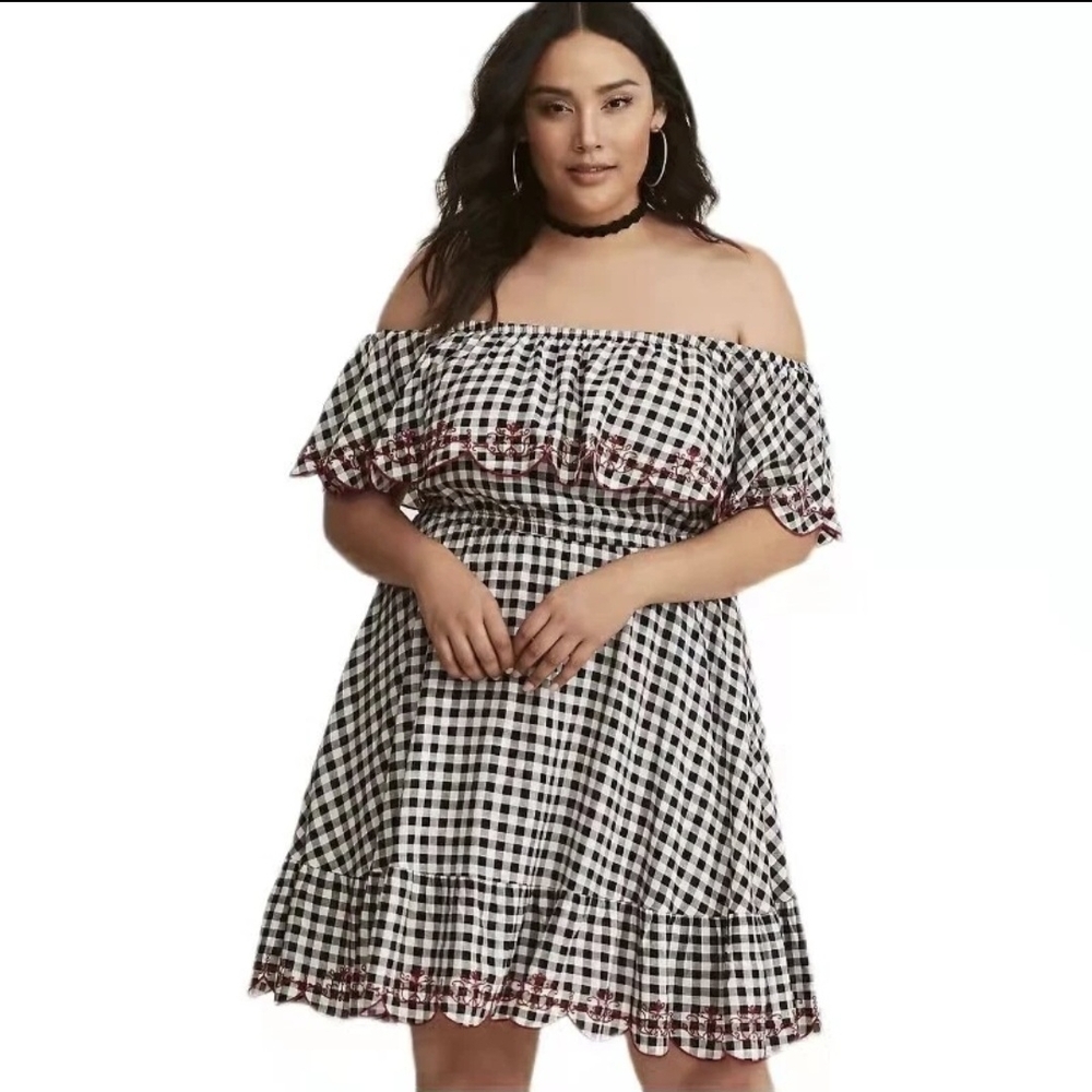 Torrid Off-Shoulder Black and White Checkered Dress- Size 2X